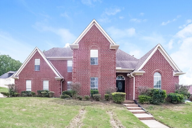 property at 1230 Worthington Dr