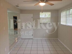 60 NW 189th Terrace in Miami, FL - Building Photo - Building Photo