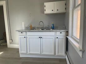 288 Genesee St, Unit #2 in Auburn, NY - Building Photo