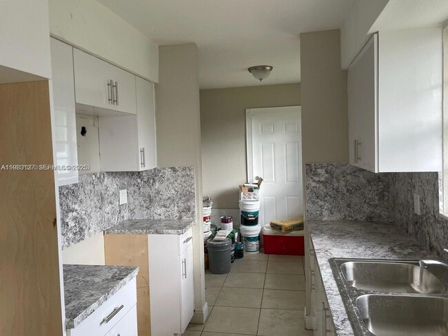 1630 SW 4th St in Homestead, FL - Building Photo - Building Photo