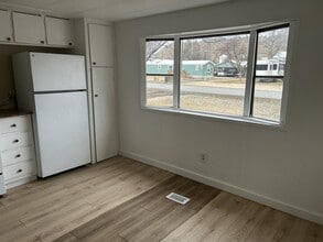 104 1st Ave SW in Park City, MT - Building Photo - Building Photo