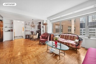 118 E 60th St in New York, NY - Building Photo - Building Photo