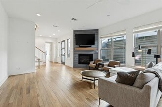 5527 Matalee Ave in Dallas, TX - Building Photo - Building Photo