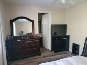 217 Trellis Pl in Camarillo, CA - Building Photo - Building Photo
