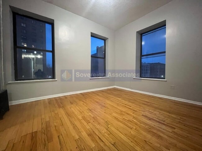301 W 141st St in New York, NY - Building Photo - Building Photo