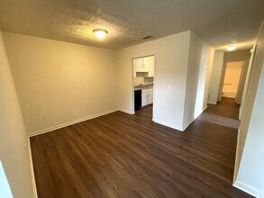 202-204 E Paces Dr in Athens, GA - Building Photo - Building Photo