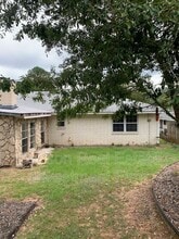 302 Avenida Dr in Haughton, LA - Building Photo - Building Photo