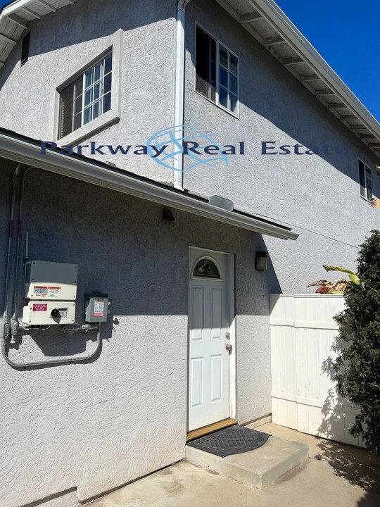 8547 Winter Gdns Blvd in Lakeside, CA - Building Photo