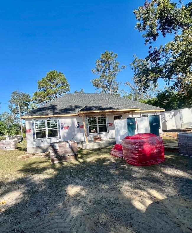 property at 405 Smith St