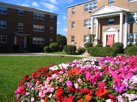 University Court, Inc. Apartments