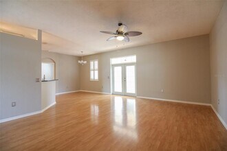 5491 Moon Valley Dr in Lakeland, FL - Building Photo - Building Photo