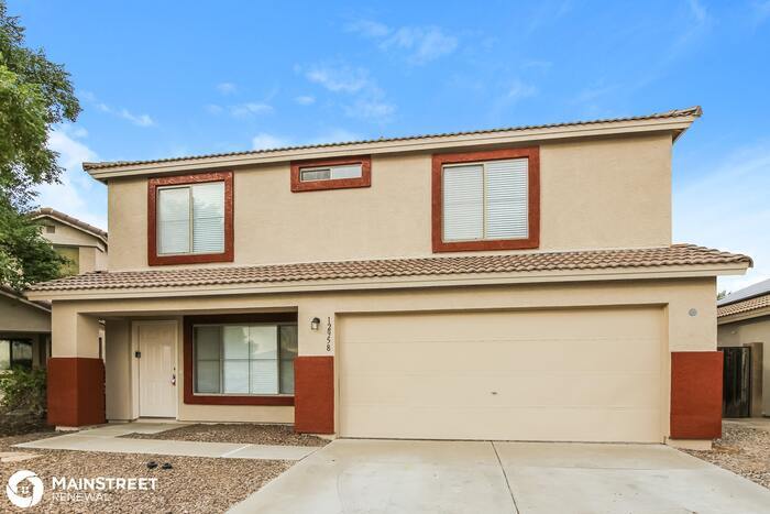 12958 W Sharon Dr in El Mirage, AZ - Building Photo