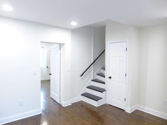 1709 Bank St, Unit 2