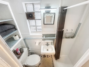 208 2nd St S in Hallock, MN - Foto de edificio - Building Photo