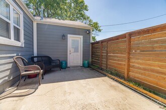 820 W Montgomery St in Fayetteville, AR - Building Photo - Building Photo
