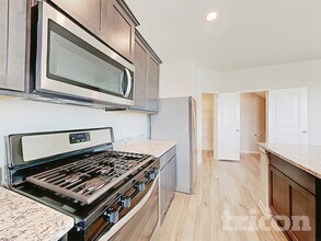 824 Clark Dr in Ferris, TX - Building Photo - Building Photo