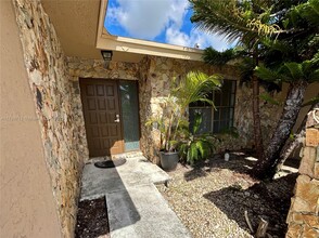 4497 Sugar Pine Dr in Boca Raton, FL - Building Photo - Building Photo