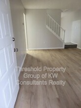 7964-7966 Goldsmith Dr in Reynoldsburg, OH - Building Photo - Building Photo