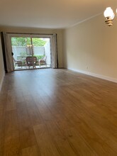 675 Sharon Park Dr, Unit 108 in Menlo Park, CA - Building Photo - Building Photo