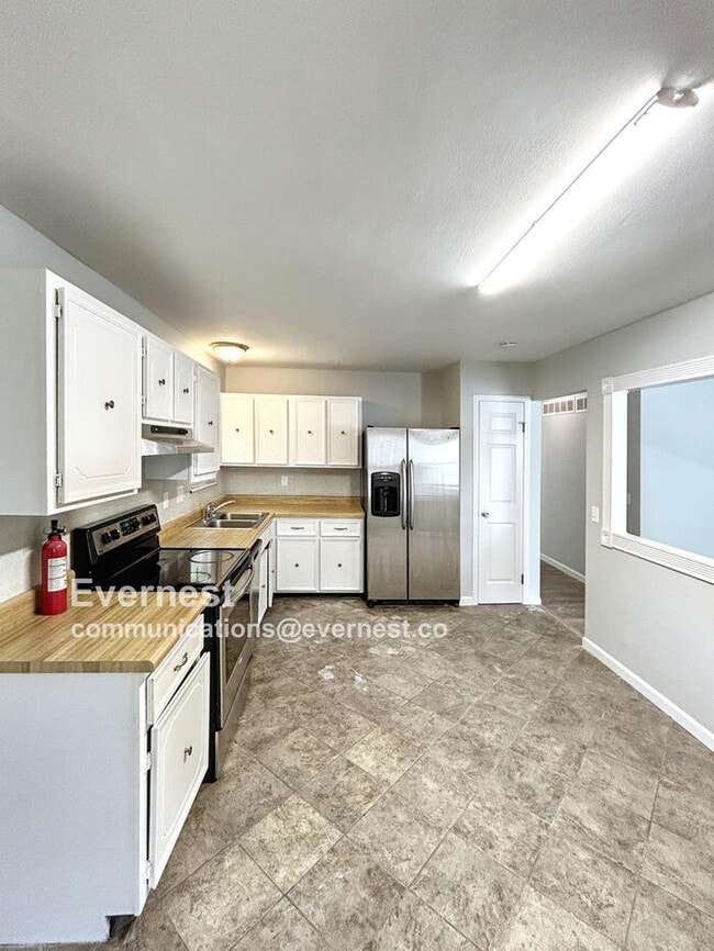 1547 Boardwalk Ave in Florissant, MO - Building Photo - Building Photo