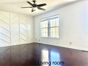 2821 Galesburg Dr in Nashville, TN - Foto de edificio - Building Photo
