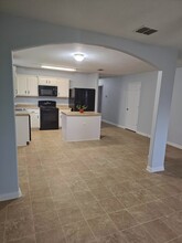 11123 Pecan Canyon in San Antonio, TX - Building Photo - Building Photo