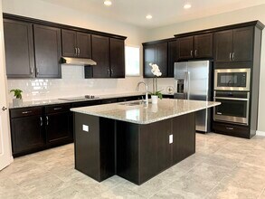 16066 Micelli Dr in Winter Garden, FL - Building Photo - Building Photo