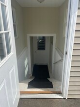 137 E Main St in Branford, CT - Building Photo - Building Photo