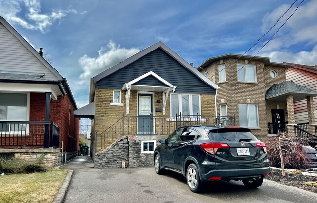 property at 50 Dynevor Rd