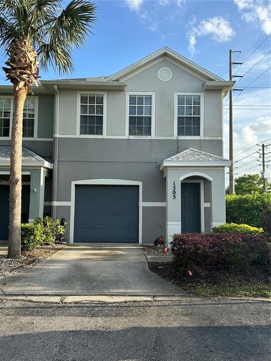 1505 Talisker Dr in Clearwater, FL - Building Photo