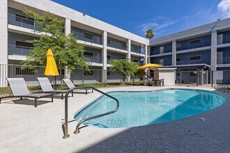 Arcadia Lofts in Phoenix, AZ - Building Photo - Building Photo