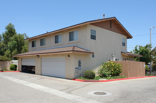 Casa Garcia Family Apartments in Santa Paula, CA - Building Photo - Building Photo