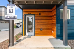 Alpengrove in Bellingham, WA - Building Photo