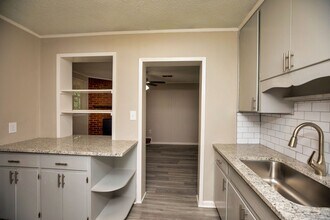 118 Nottingham Ct in Montgomery, AL - Building Photo - Building Photo