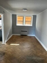 6723 Castor Ave in Philadelphia, PA - Foto de edificio - Building Photo