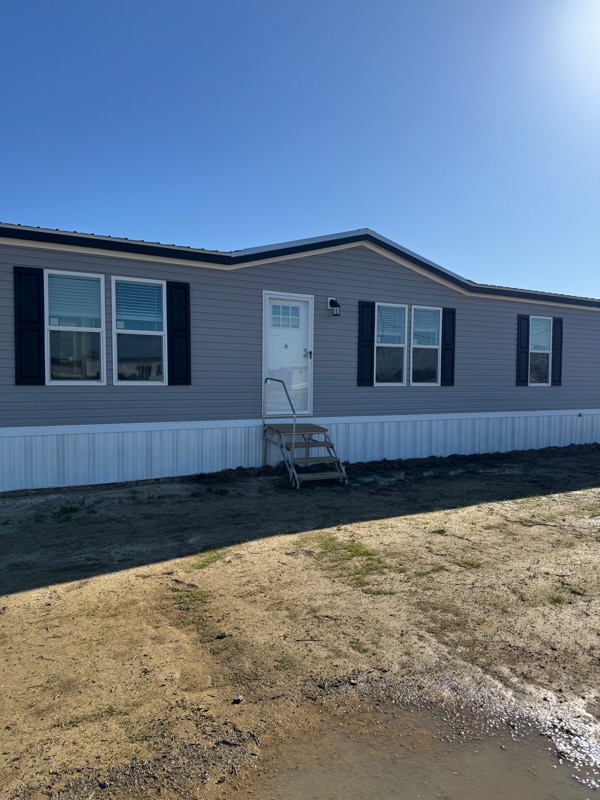 property at 312 Patriot Ln