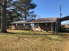 812 Glenwood Rd in Goshen, AL - Building Photo - Building Photo
