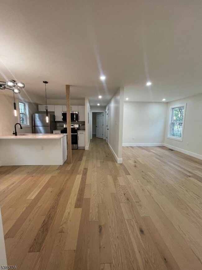 397 18th Ave in Newark, NJ - Building Photo - Building Photo