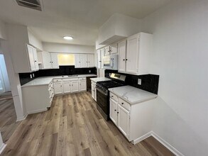 4214 Howcher St in Houston, TX - Building Photo - Building Photo