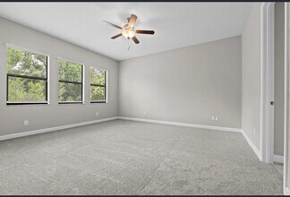 2766 Hilliard Dr in Wesley Chapel, FL - Building Photo - Building Photo