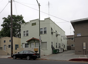 162 E San Salvador Apartments