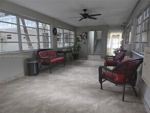330 SE 2nd St in Hallandale Beach, FL - Building Photo - Building Photo
