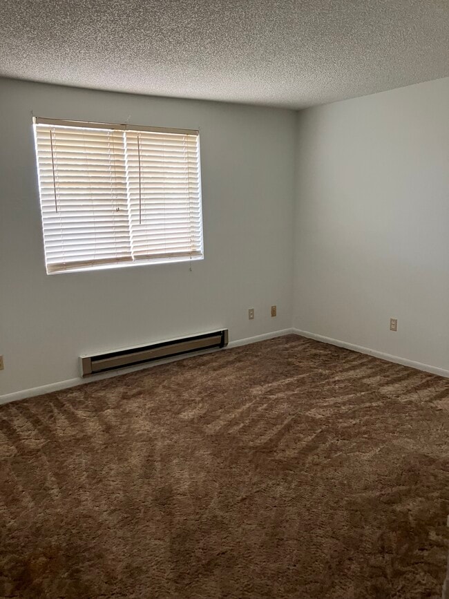 449-980-980 Hixon Ln in Milford, CA - Building Photo - Building Photo