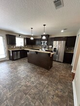 709 Highgrove Ct in Hinesville, GA - Building Photo - Building Photo