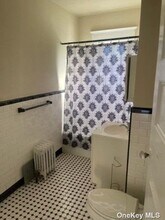 33 Landing Rd, Unit 2W in Glen Cove, NY - Building Photo - Building Photo