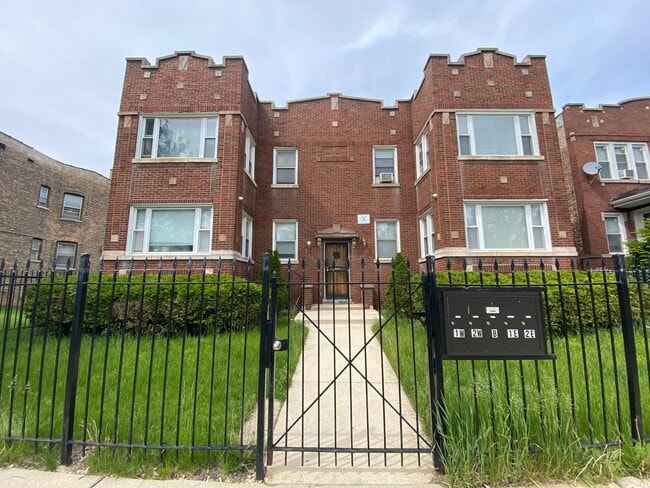 property at 5438 W Potomac Ave