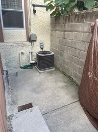 1136 Day St photo'