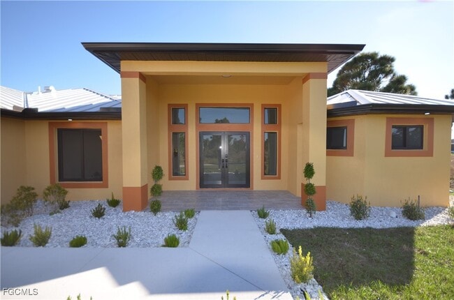 1242 Hathor St E in Lehigh Acres, FL - Building Photo - Building Photo