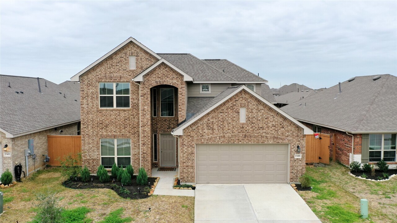 13416 Silver Egret Ln in Texas City, TX - Building Photo