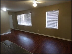 13 Point O Woods Dr in Little Rock, AR - Foto de edificio - Building Photo